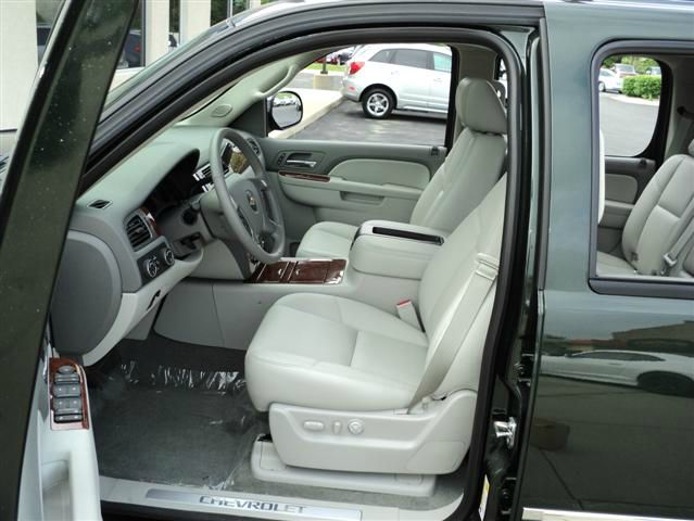 2013 Chevrolet Avalanche C300w