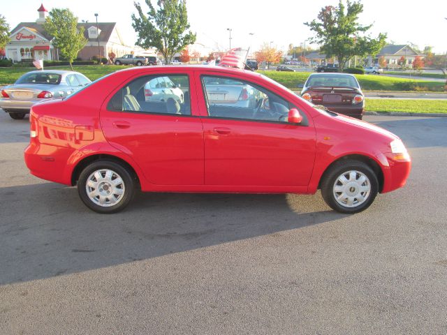 2004 Chevrolet Aveo 3.2 Sedan 4dr