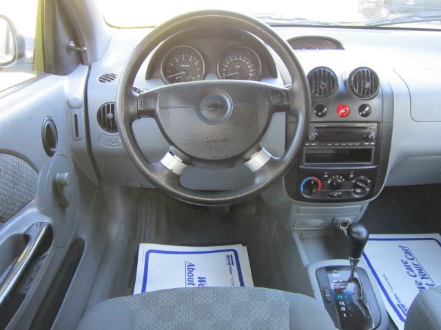 2004 Chevrolet Aveo C5u042