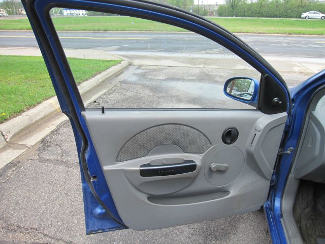 2004 Chevrolet Aveo LE With Leather