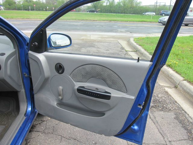 2004 Chevrolet Aveo LE With Leather