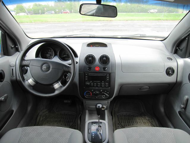 2004 Chevrolet Aveo LE With Leather