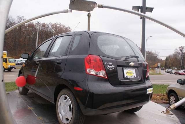 2004 Chevrolet Aveo LE With Leather