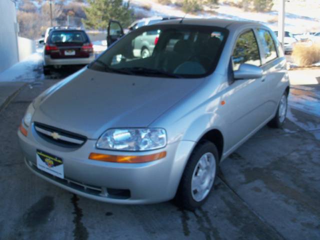 2004 Chevrolet Aveo 3.0i AWD SUV