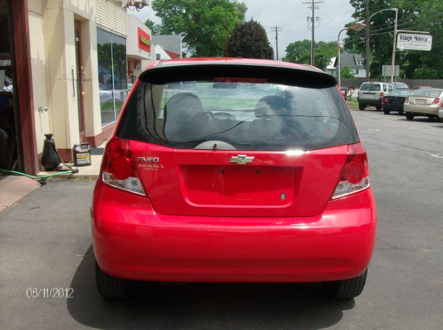 2004 Chevrolet Aveo 3.0L LTD Avail