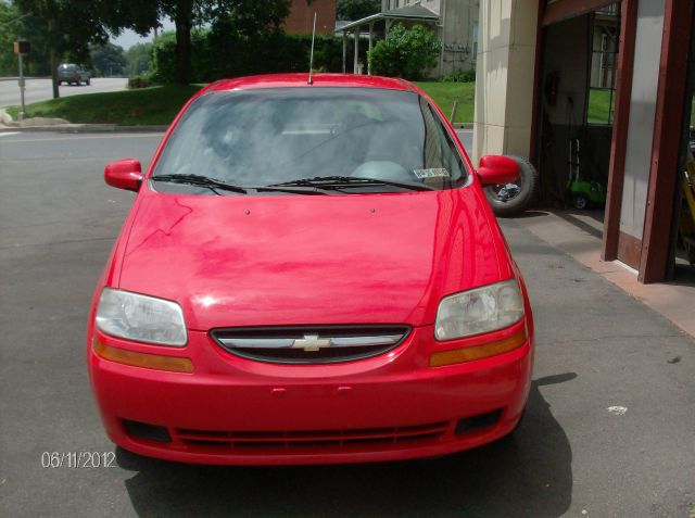 2004 Chevrolet Aveo 3.0L LTD Avail