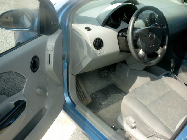 2004 Chevrolet Aveo 4dr Sdn GLX V6 Auto