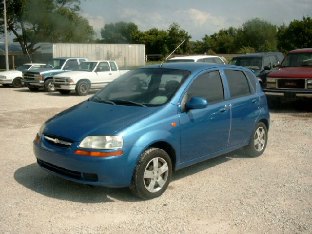 2004 Chevrolet Aveo 4dr Sdn GLX V6 Auto