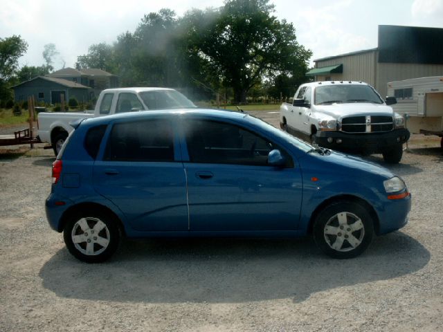 2004 Chevrolet Aveo 4dr Sdn GLX V6 Auto