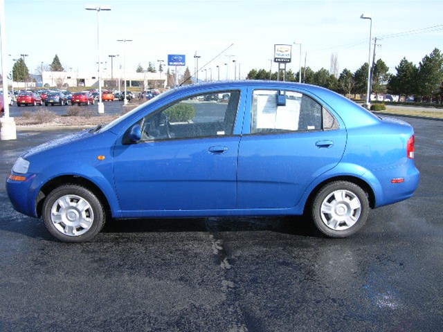 2004 Chevrolet Aveo LE With Leather