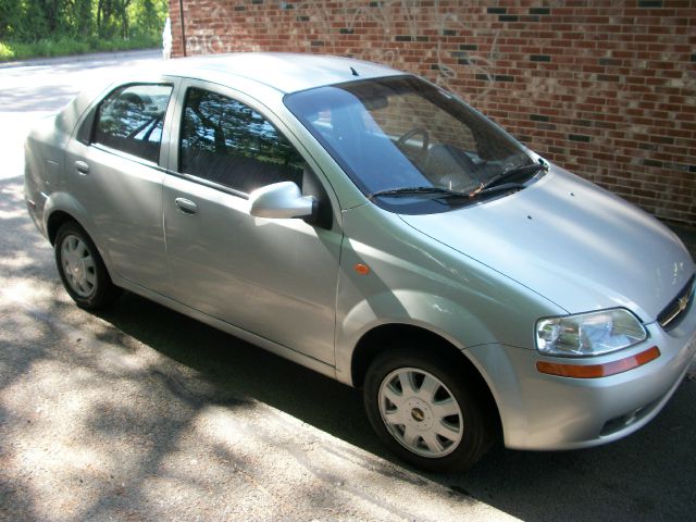 2004 Chevrolet Aveo 3.2 Sedan 4dr