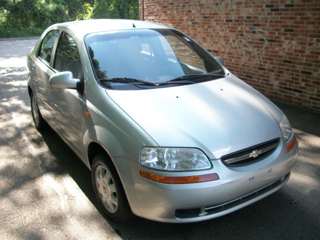 2004 Chevrolet Aveo 3.2 Sedan 4dr