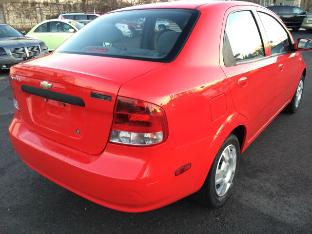 2004 Chevrolet Aveo 3.2 Sedan 4dr