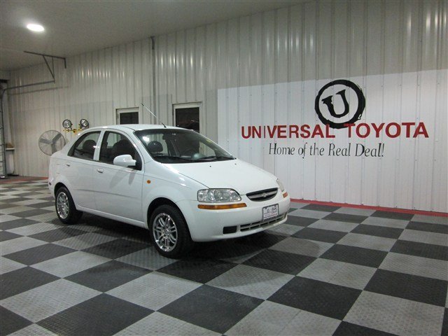 2004 Chevrolet Aveo LE With Leather