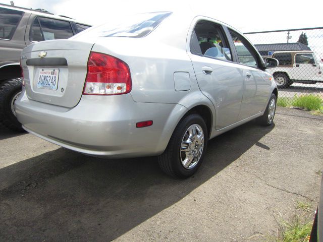 2005 Chevrolet Aveo LE With Leather