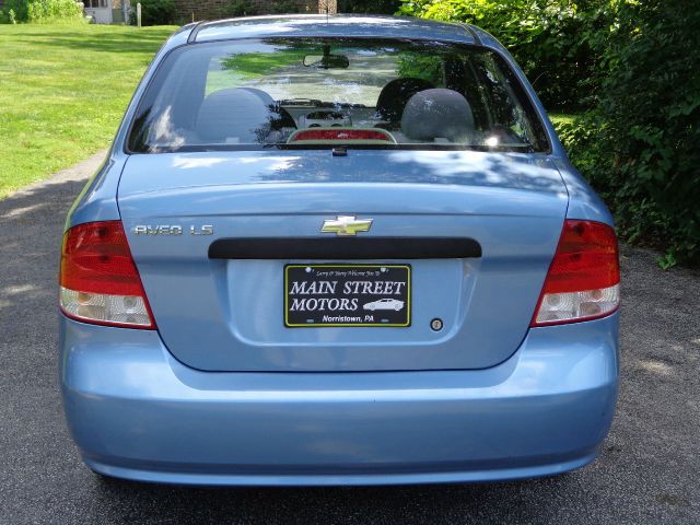 2005 Chevrolet Aveo LE With Leather