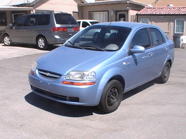 2005 Chevrolet Aveo LE With Leather