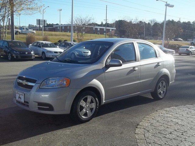 2010 Chevrolet Aveo 4dr Sdn I4 CVT 2.5