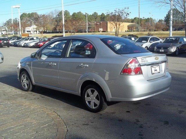 2010 Chevrolet Aveo 4dr Sdn I4 CVT 2.5