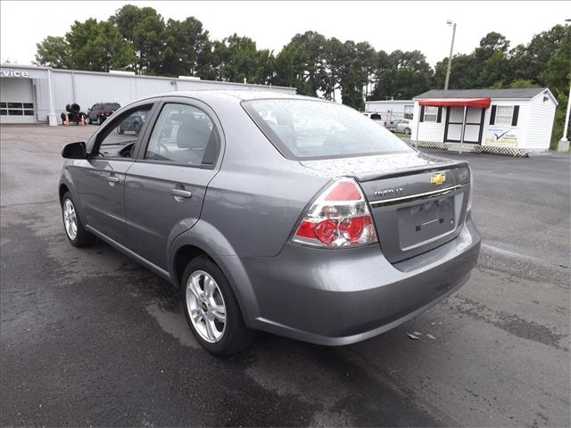 2011 Chevrolet Aveo LS Z71 STEP SIDE