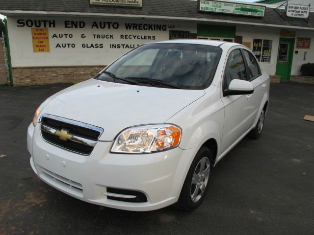 2011 Chevrolet Aveo Signature. Cypress Edition