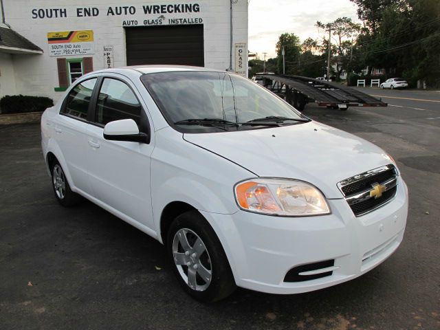 2011 Chevrolet Aveo Signature. Cypress Edition