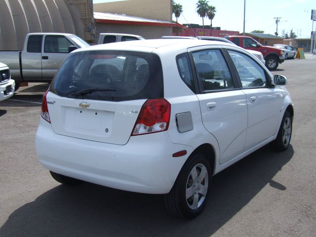 2007 Chevrolet Aveo5 4WD Crew Cab 143.5 LT W/1lt