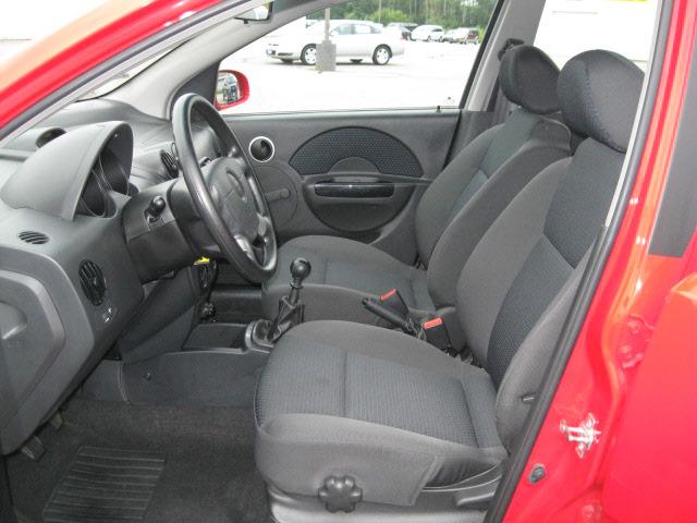 2008 Chevrolet Aveo5 Clean Carfax ONE Owner