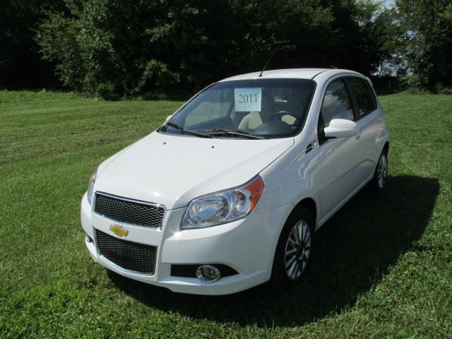 2011 Chevrolet Aveo5 4dr AWD SUV