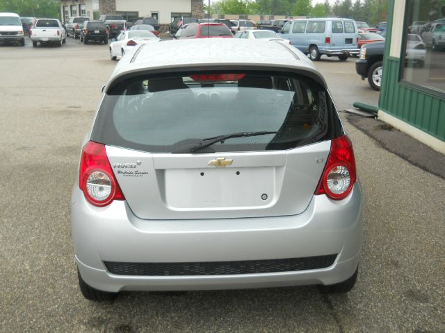 2011 Chevrolet Aveo5 4dr AWD SUV