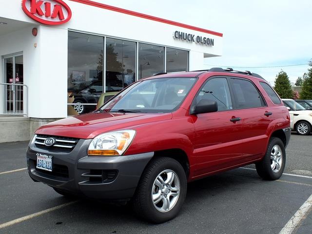 2011 Chevrolet Aveo5 4dr Sdn 3.0L Luxury 4matic AWD