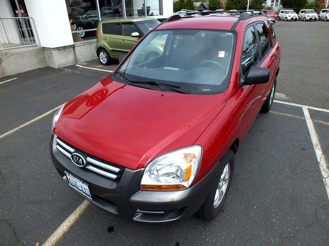 2011 Chevrolet Aveo5 4dr Sdn 3.0L Luxury 4matic AWD