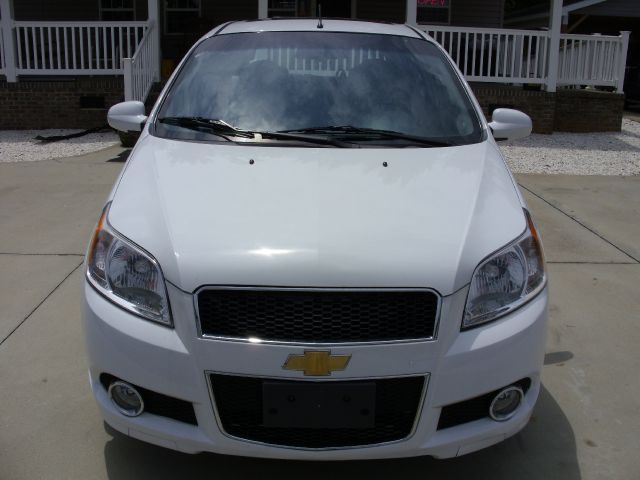 2011 Chevrolet Aveo5 4dr AWD SUV