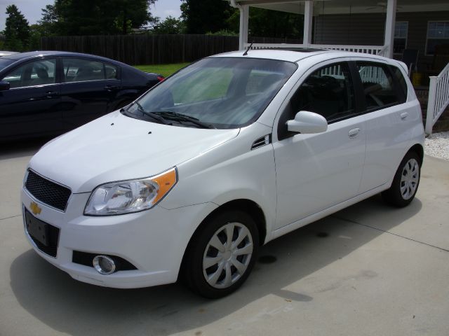 2011 Chevrolet Aveo5 4dr AWD SUV