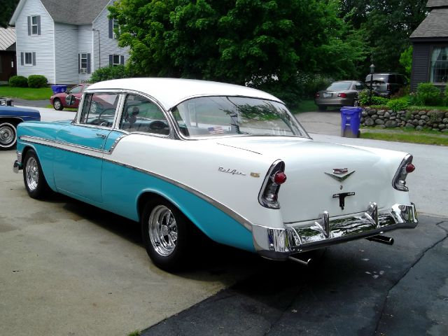 1956 Chevrolet Bel Air EX-L 2WD W/leather