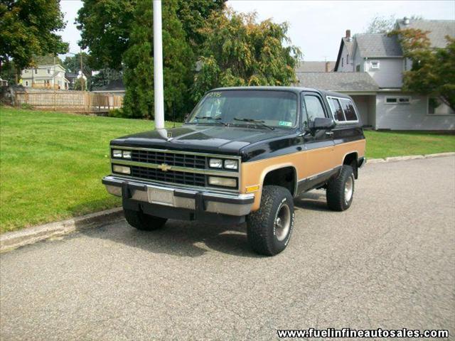 1991 Chevrolet Blazer Ram 3500 Diesel 2-WD