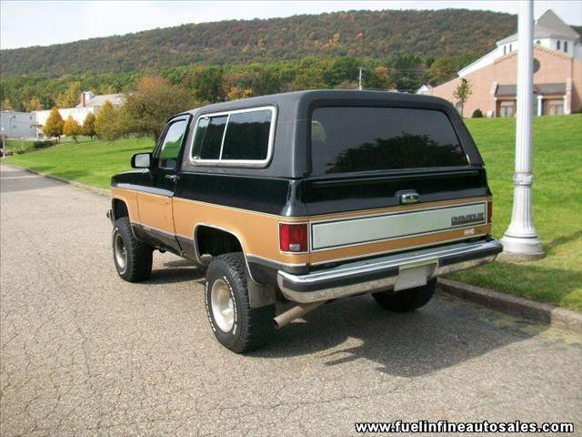 1991 Chevrolet Blazer Ram 3500 Diesel 2-WD