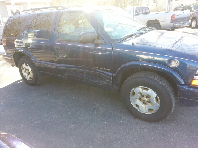 1999 Chevrolet Blazer Luxury 4WD W/ RES