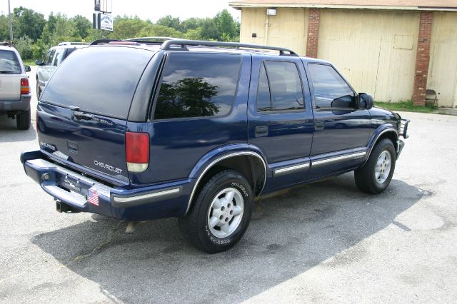 1999 Chevrolet Blazer Camry LE