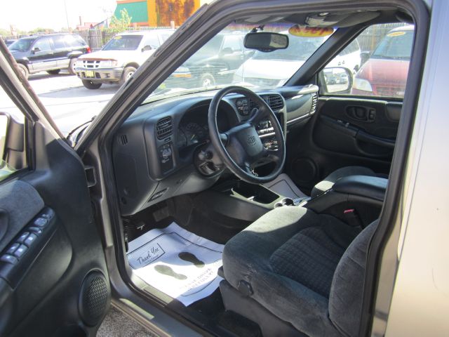 1999 Chevrolet Blazer Camry LE