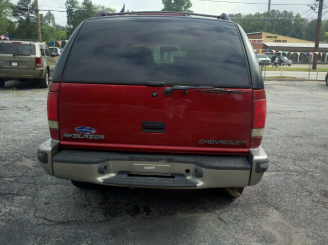 1999 Chevrolet Blazer XLT 2WD