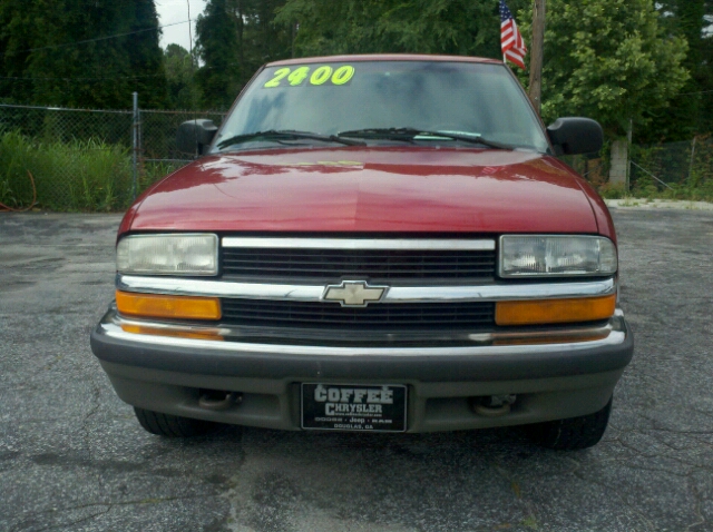 1999 Chevrolet Blazer XLT 2WD