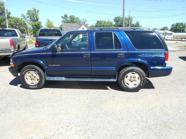 1999 Chevrolet Blazer Luxury 4WD W/ RES