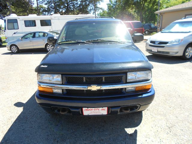 1999 Chevrolet Blazer Luxury 4WD W/ RES