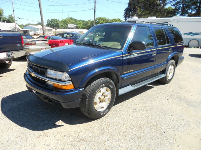 1999 Chevrolet Blazer Luxury 4WD W/ RES