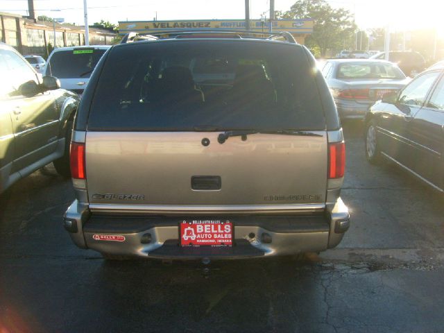 1999 Chevrolet Blazer Camry LE