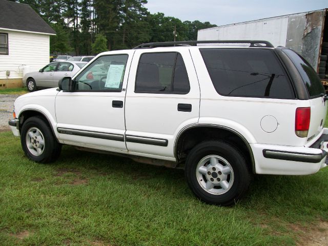 1999 Chevrolet Blazer Camry LE