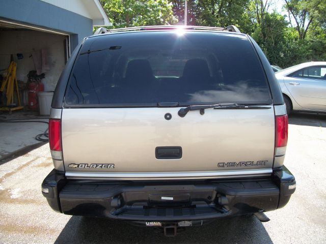 1999 Chevrolet Blazer Laramie Heavy DUTY Dually