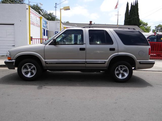 1999 Chevrolet Blazer Laramie Heavy DUTY Dually