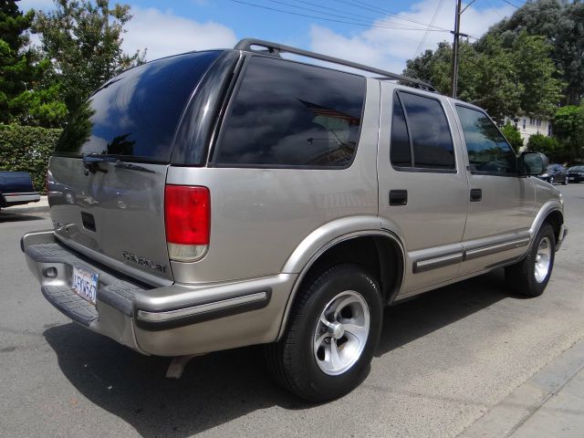 1999 Chevrolet Blazer Laramie Heavy DUTY Dually